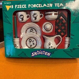 Snowden Porcelain Tea Set with Snowman Design